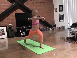 Yoga lady butt-banged in point of view